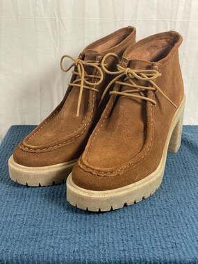 Lucky Brand Hollia Suede Lace-Up Lug Sole Heeled Booties in Cognac